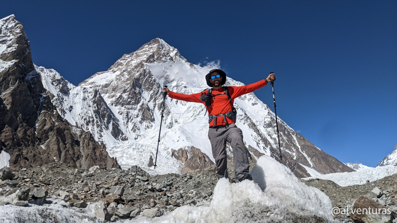 Alberto Venturas en el Campamento Base del K2
